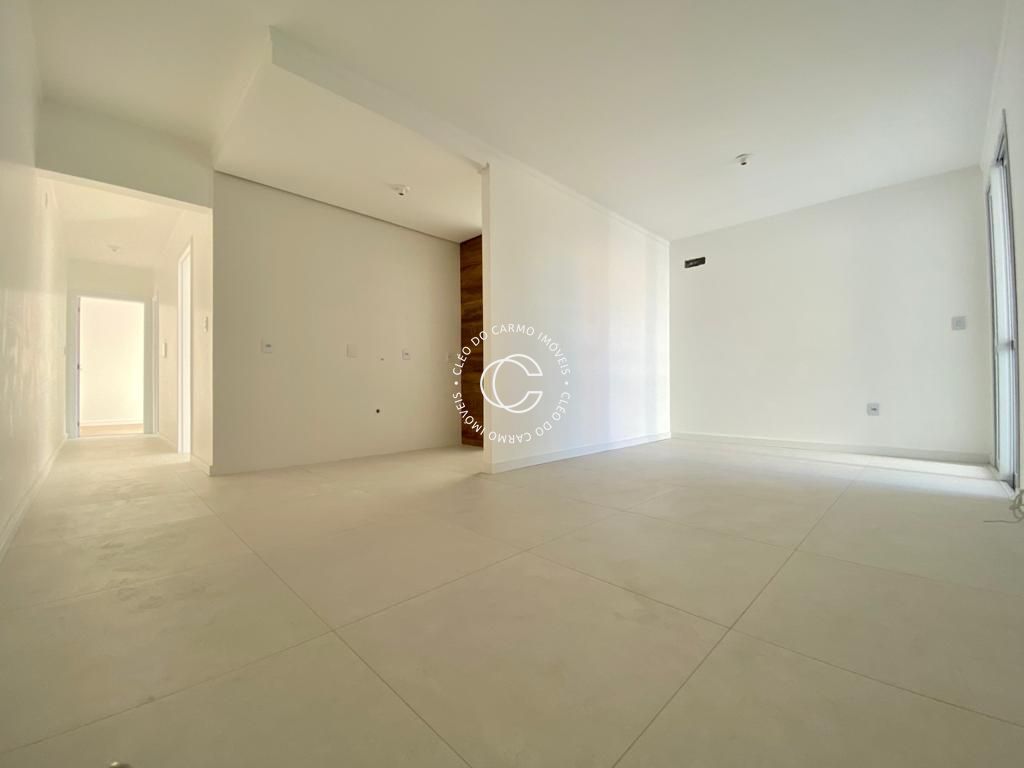 Apartamento à venda com 2 quartos, 66m² - Foto 3