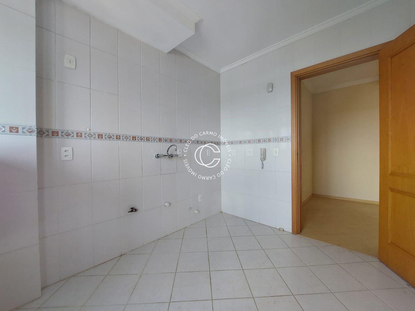 Apartamento à venda com 2 quartos, 102m² - Foto 5