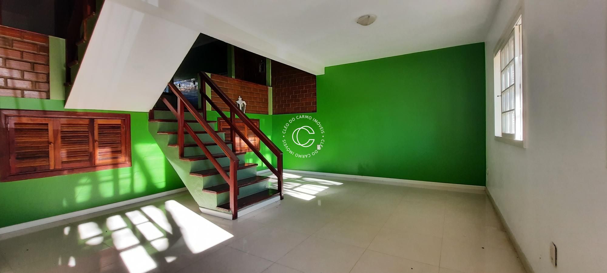 Casa à venda com 3 quartos, 230m² - Foto 4