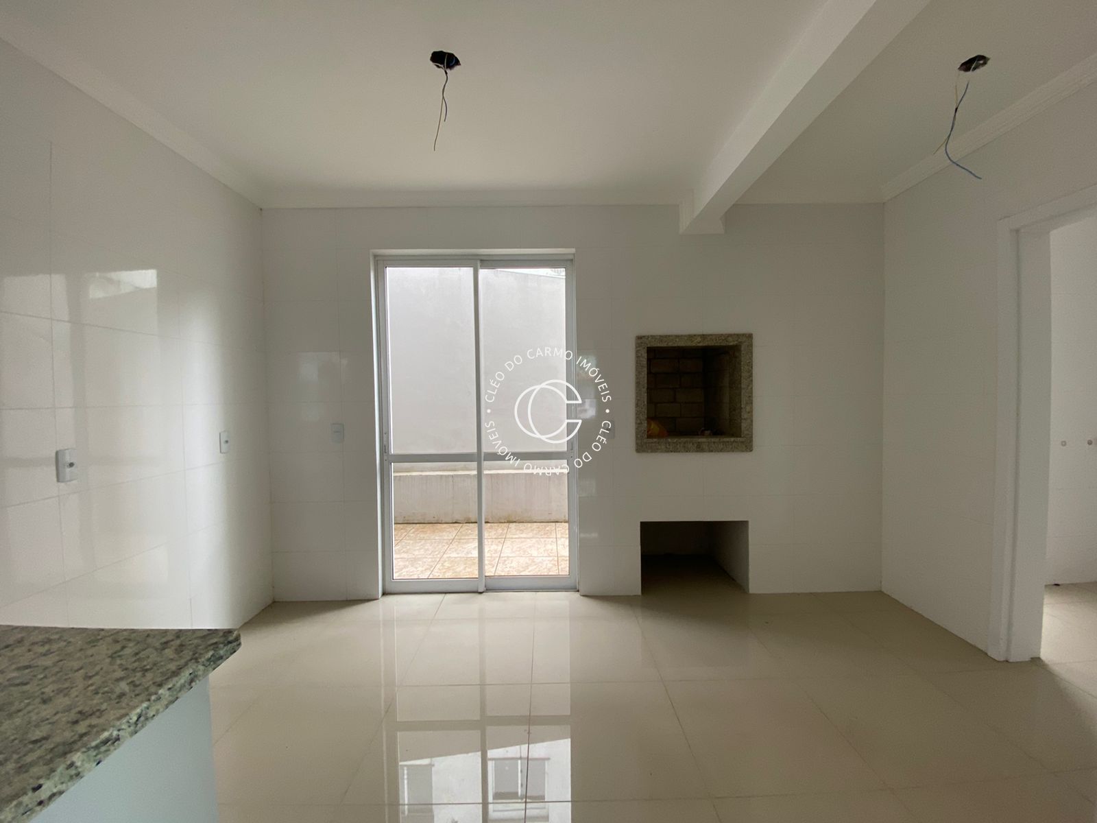 Casa à venda com 3 quartos, 112m² - Foto 4