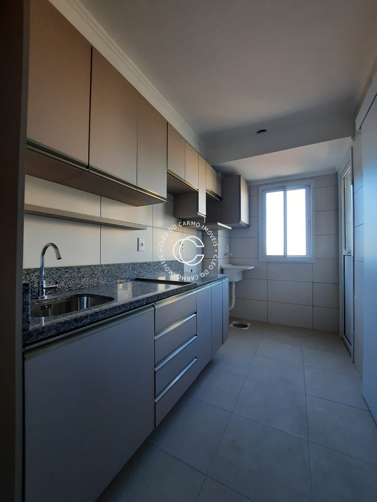 Apartamento à venda com 1 quarto, 47m² - Foto 7