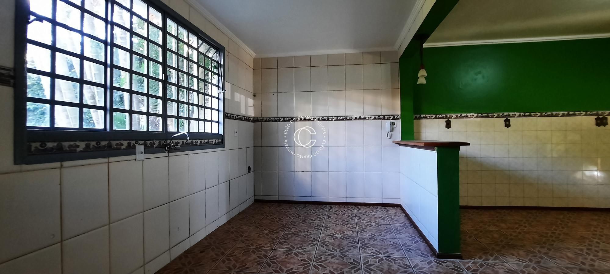 Casa à venda com 3 quartos, 230m² - Foto 5