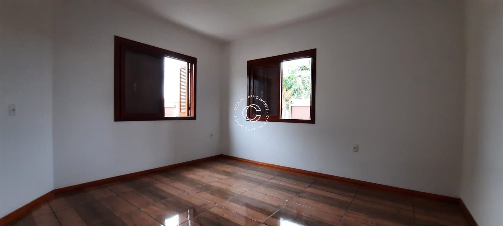 Casa à venda com 2 quartos, 68m² - Foto 5