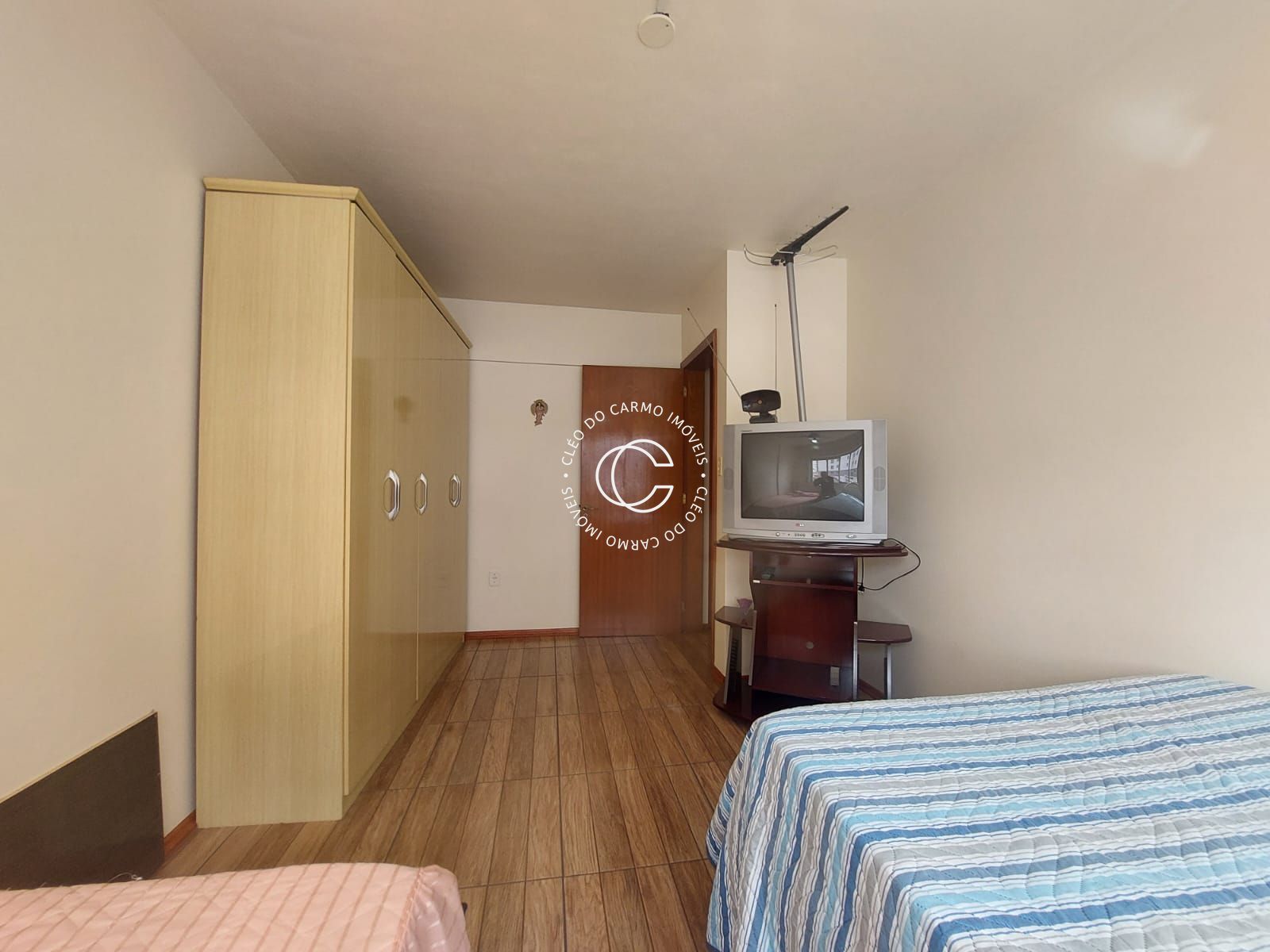 Apartamento à venda com 3 quartos, 106m² - Foto 8