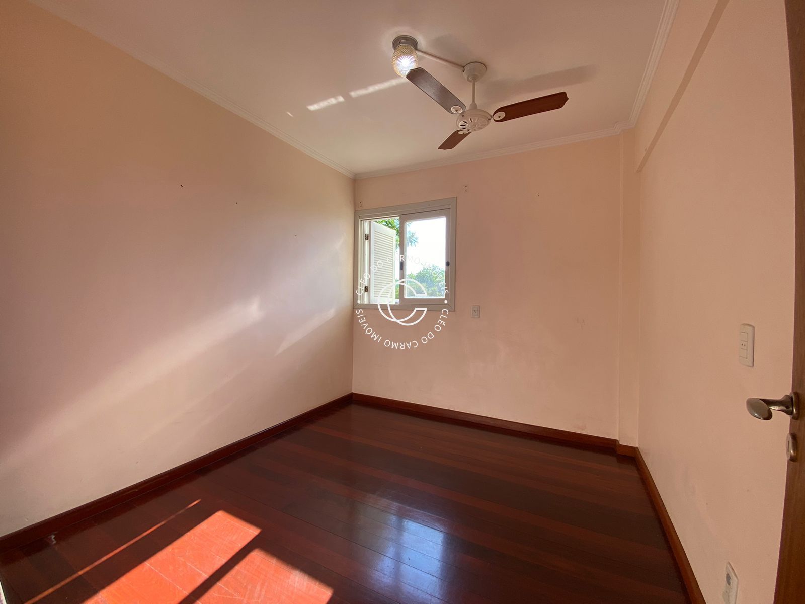 Apartamento à venda com 4 quartos, 189m² - Foto 15