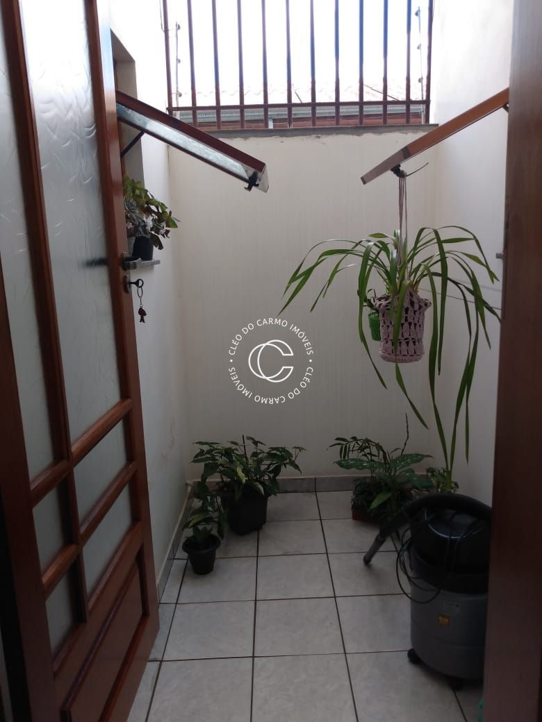 Casa, 3 quartos, 182 m² - Foto 6