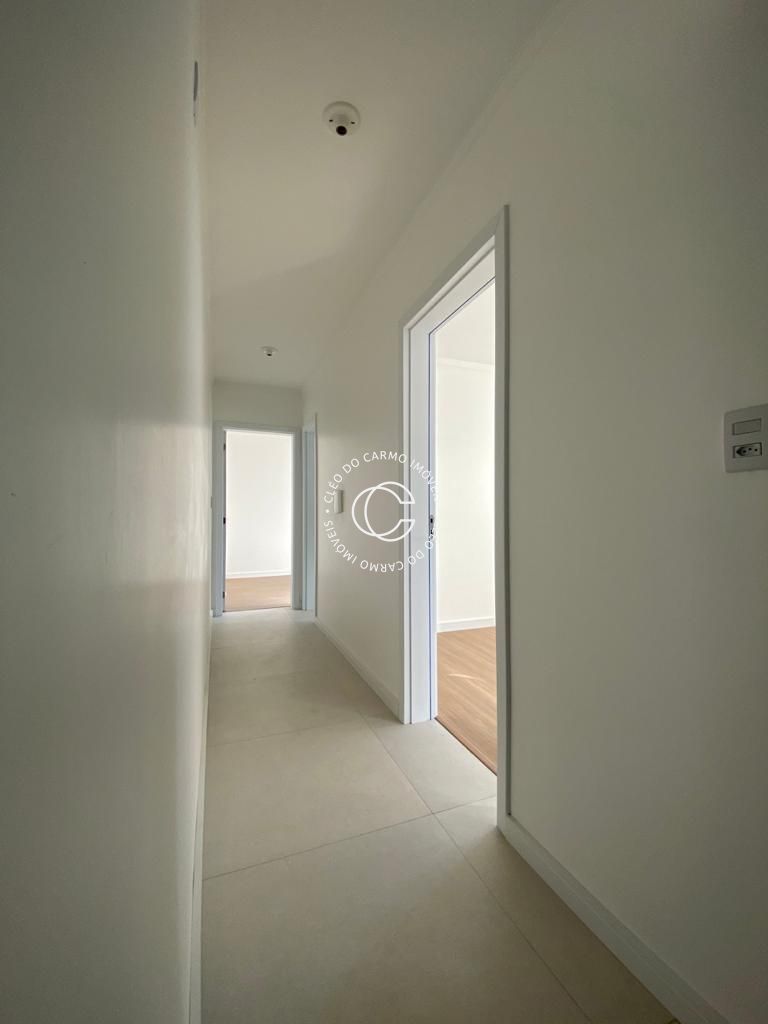 Apartamento à venda com 2 quartos, 66m² - Foto 7