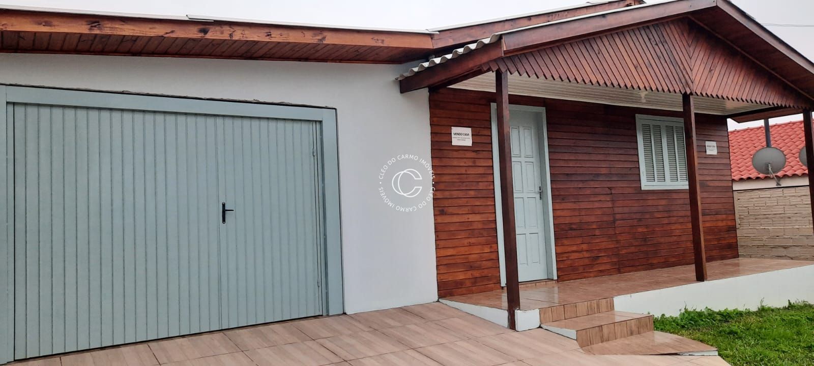 Casa à venda com 2 quartos, 110m² - Foto 2