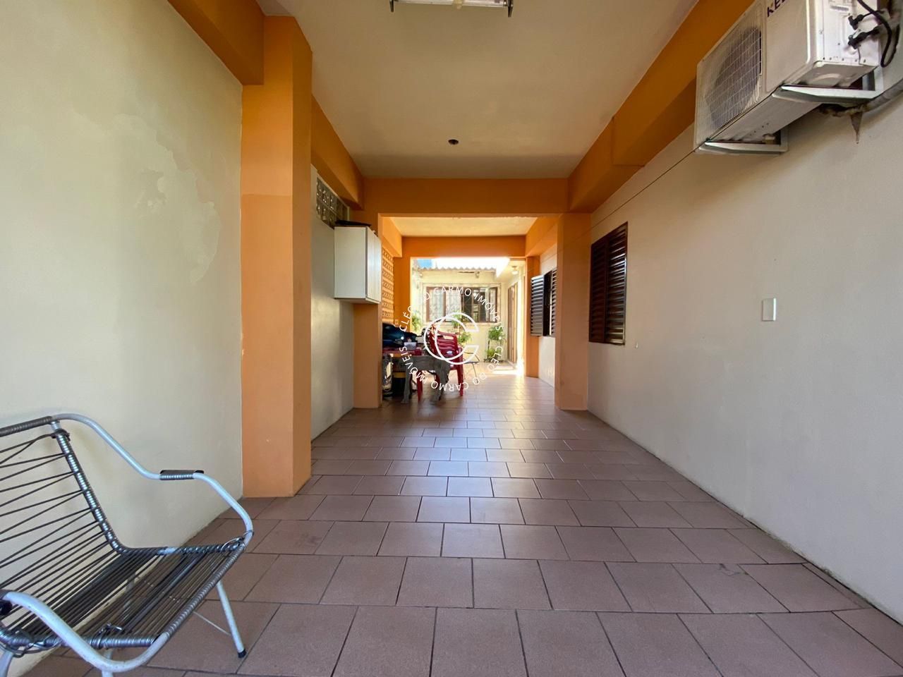 Casa à venda com 3 quartos, 124m² - Foto 3