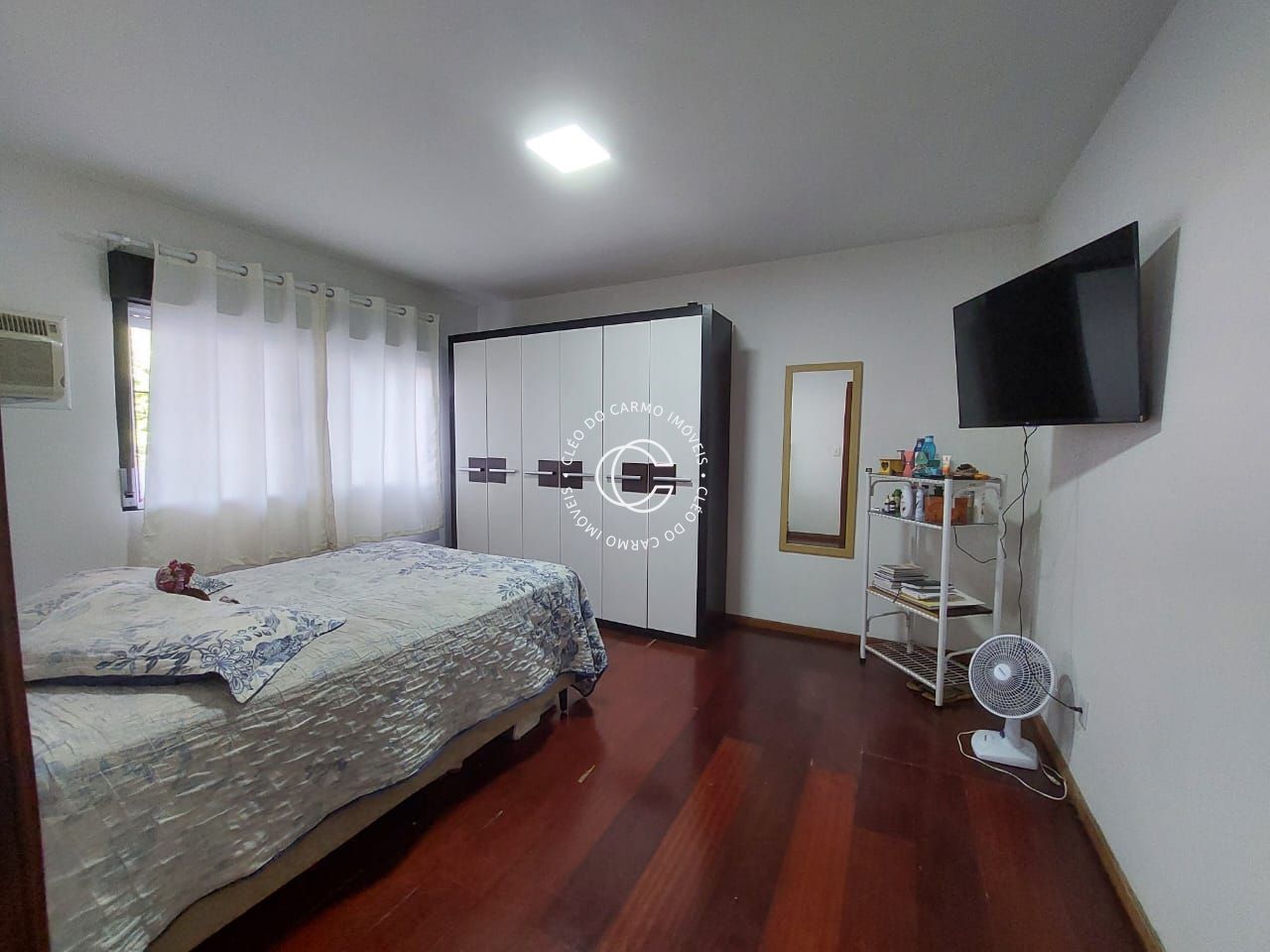 Apartamento à venda com 1 quarto, 60m² - Foto 9