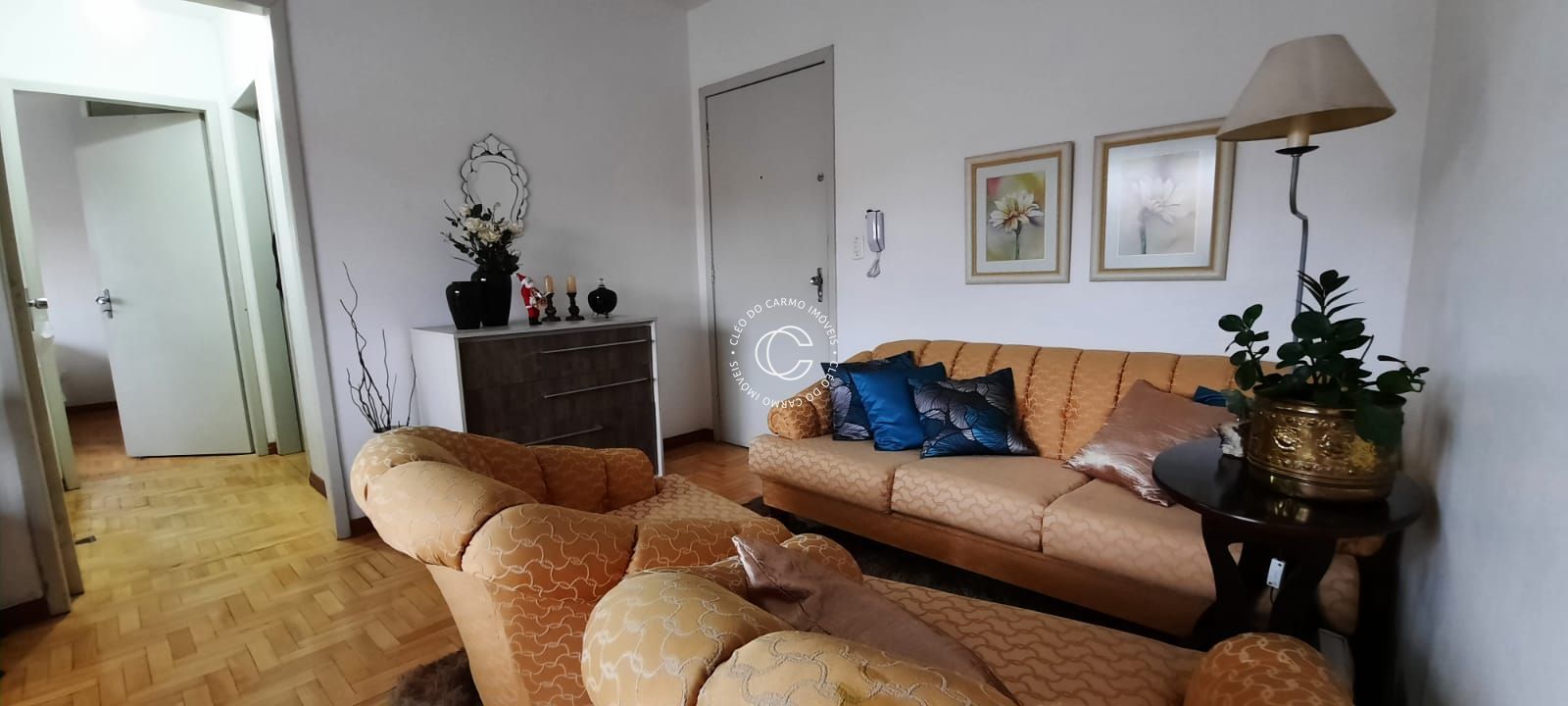 Apartamento à venda com 2 quartos, 78m² - Foto 2