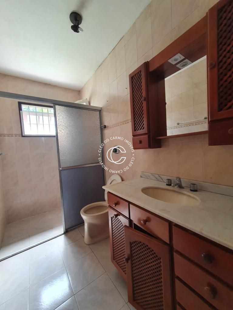 Casa à venda com 3 quartos, 180m² - Foto 13