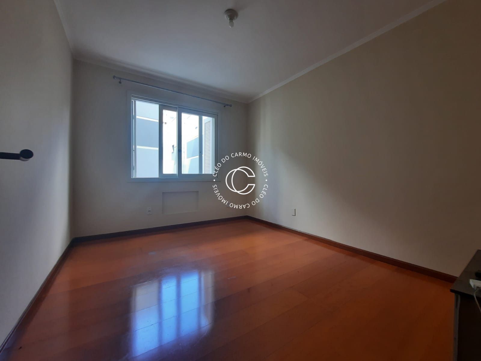 Apartamento à venda com 2 quartos, 87m² - Foto 3