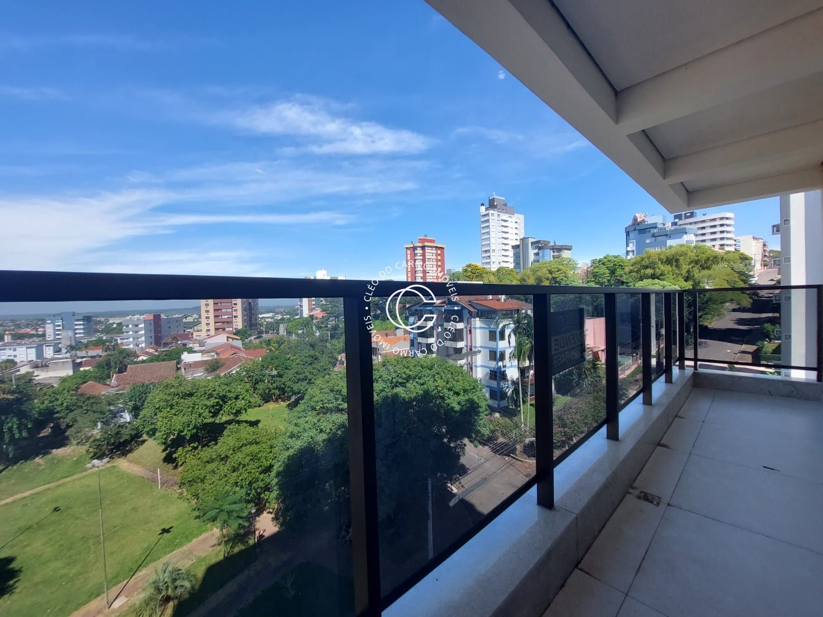 Apartamento à venda com 3 quartos, 169m² - Foto 9