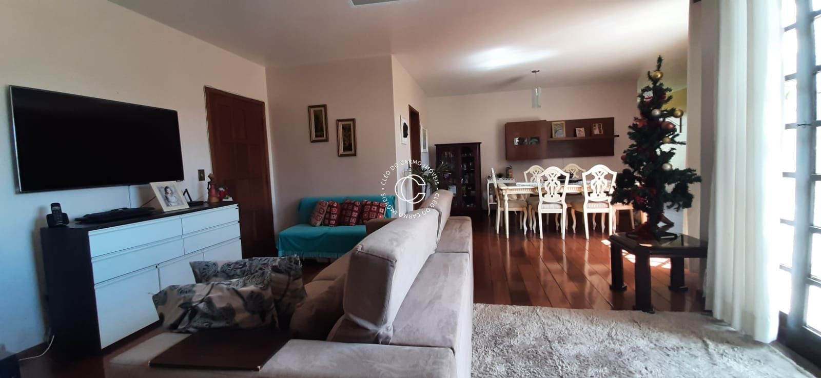 Apartamento à venda com 3 quartos, 176m² - Foto 2