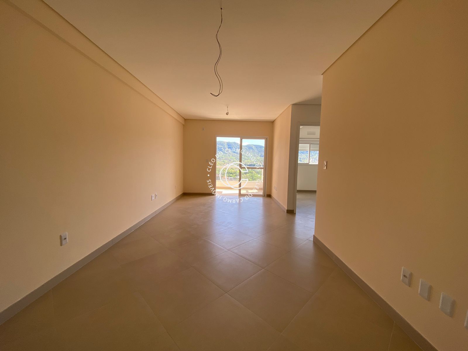 Apartamento à venda com 2 quartos, 67m² - Foto 9