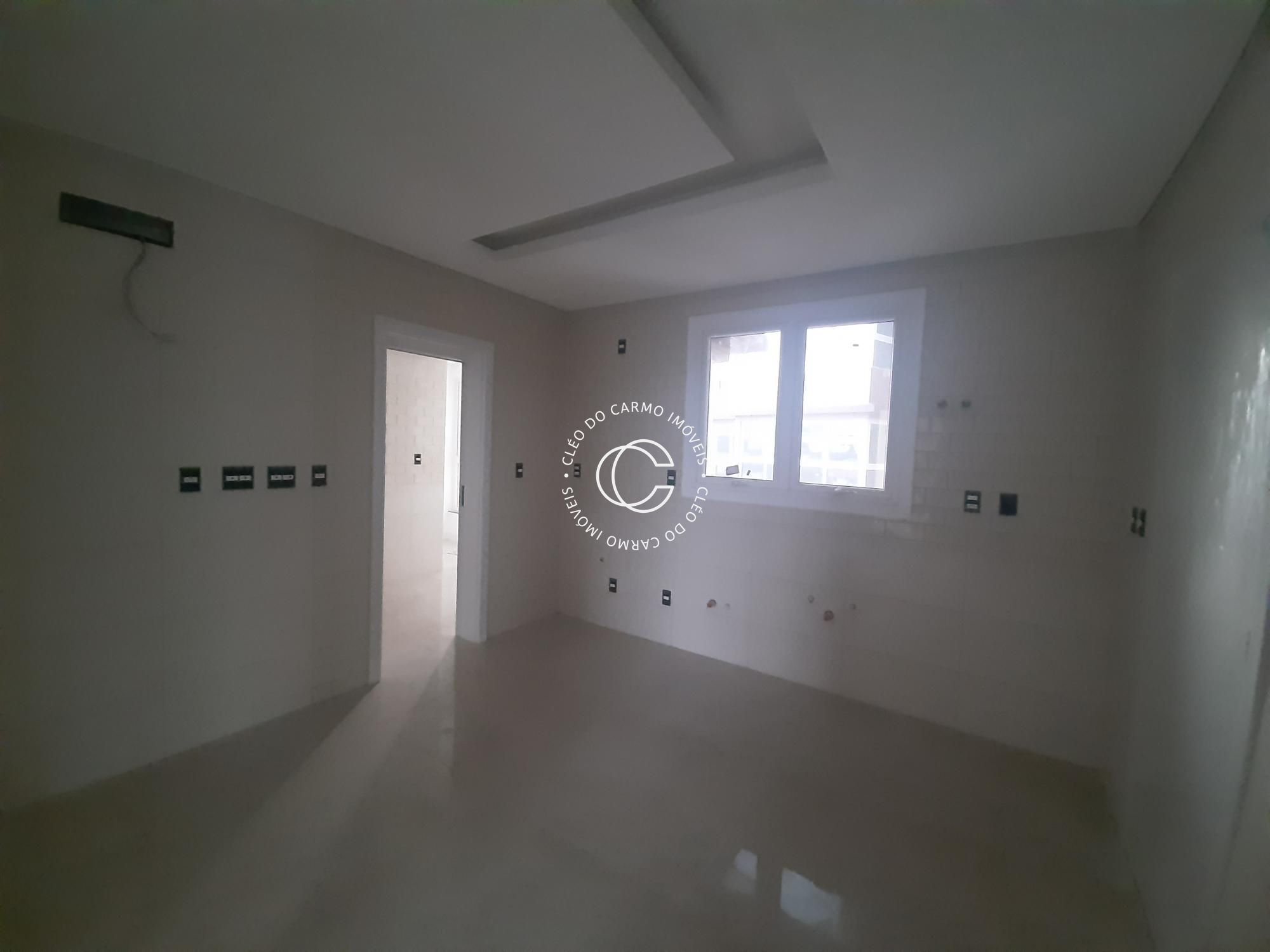 Apartamento à venda com 3 quartos, 227m² - Foto 4