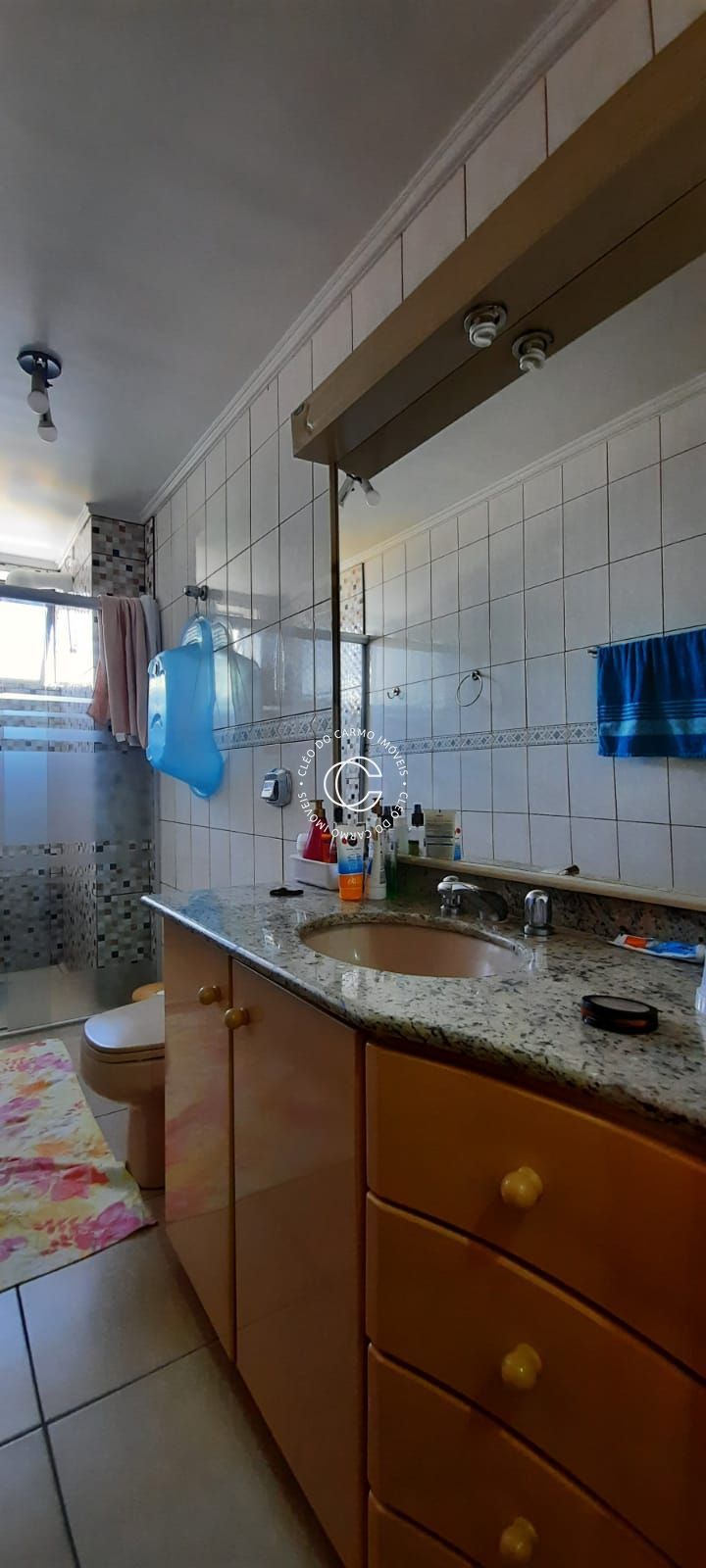 Apartamento à venda com 3 quartos, 130m² - Foto 18