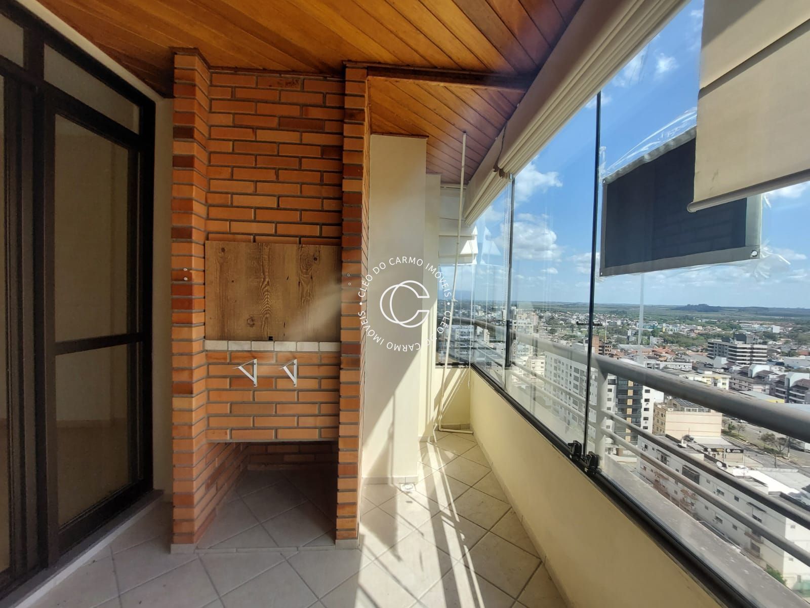 Apartamento à venda com 2 quartos, 102m² - Foto 4