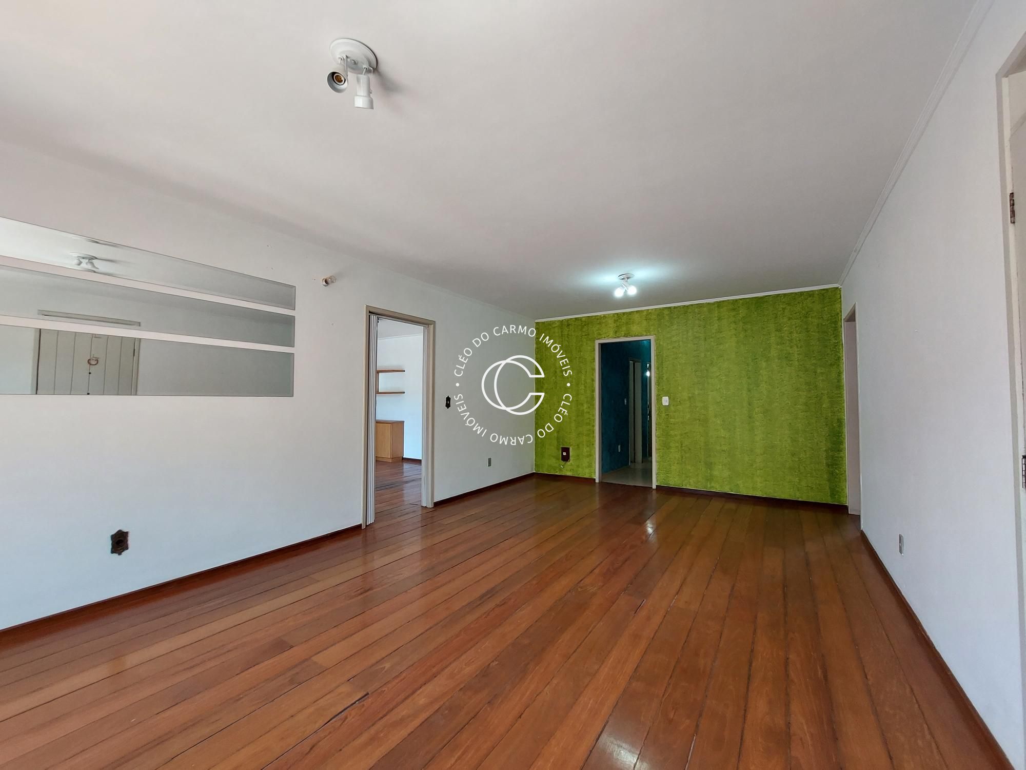 Apartamento à venda com 3 quartos, 157m² - Foto 1