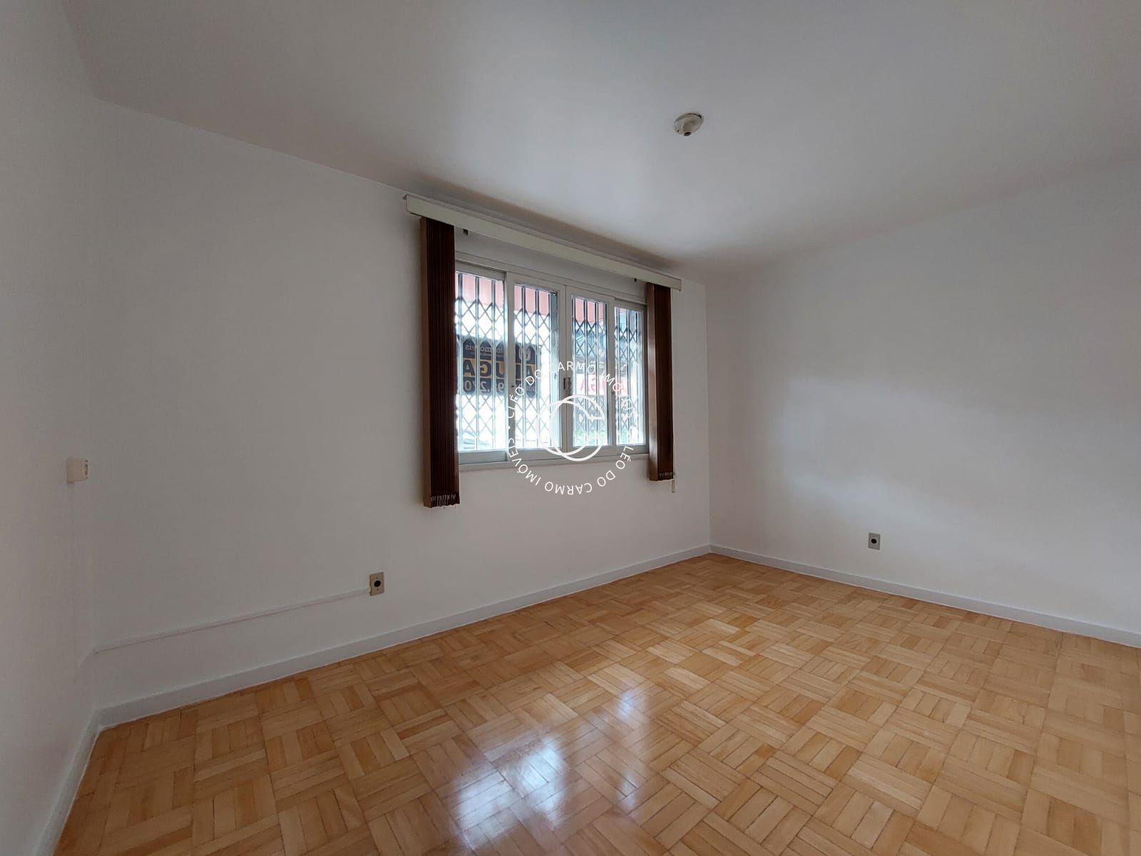 Apartamento à venda com 2 quartos, 78m² - Foto 4