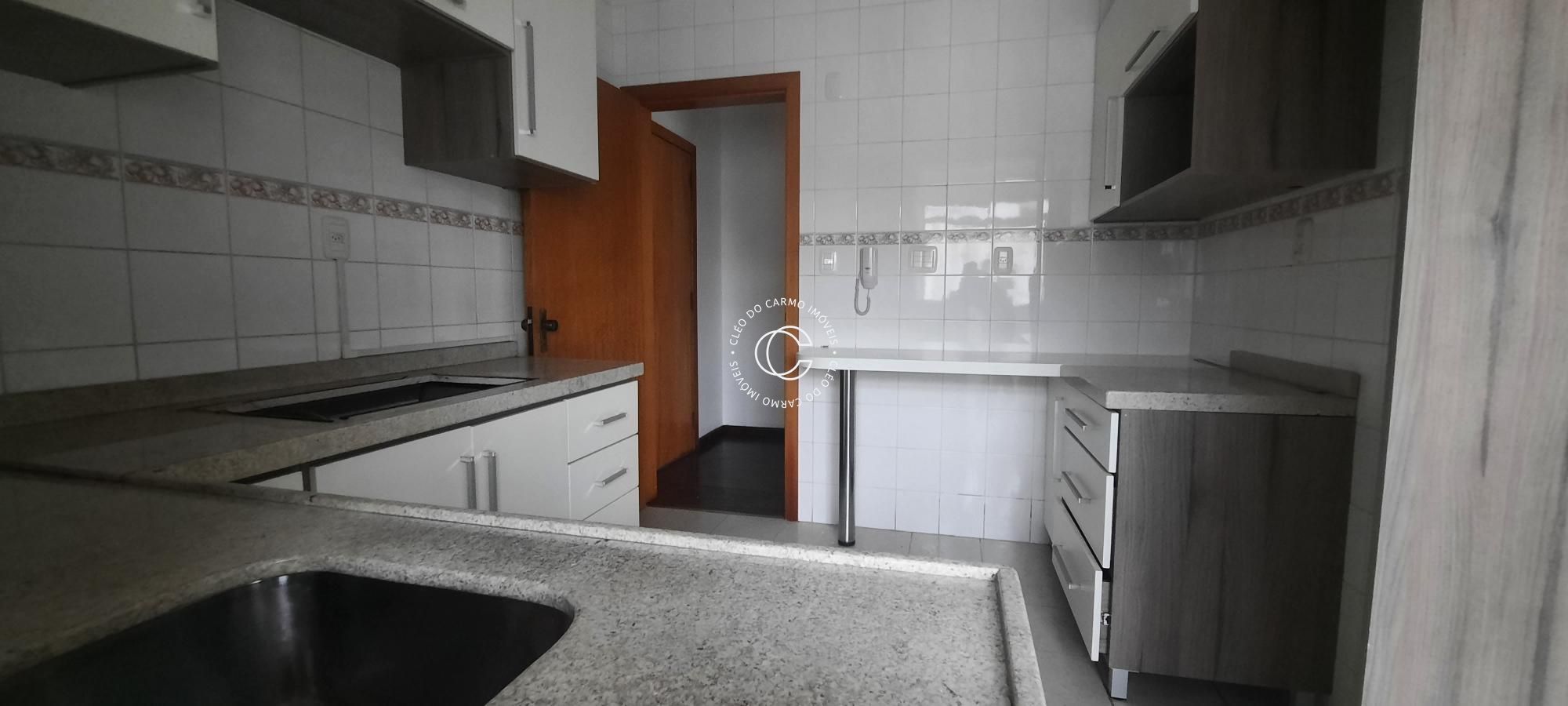 Apartamento à venda com 3 quartos, 89m² - Foto 3