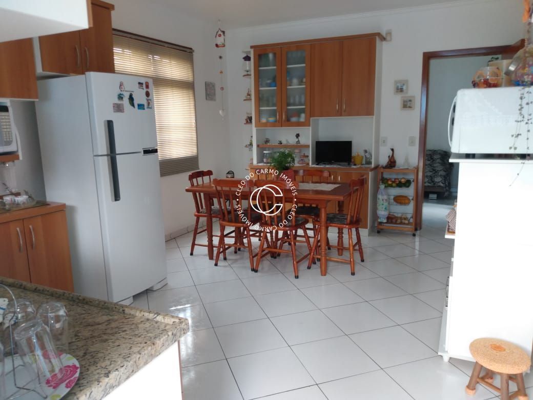Casa, 3 quartos, 182 m² - Foto 5