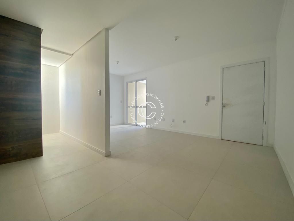 Apartamento à venda com 2 quartos, 66m² - Foto 2