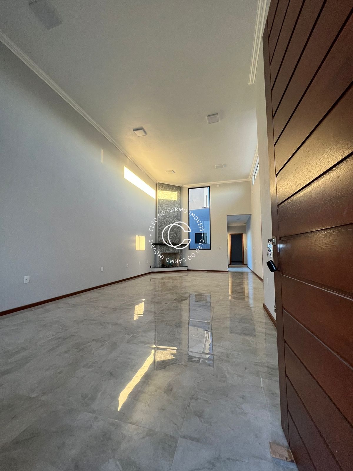 Casa à venda com 3 quartos, 154m² - Foto 3