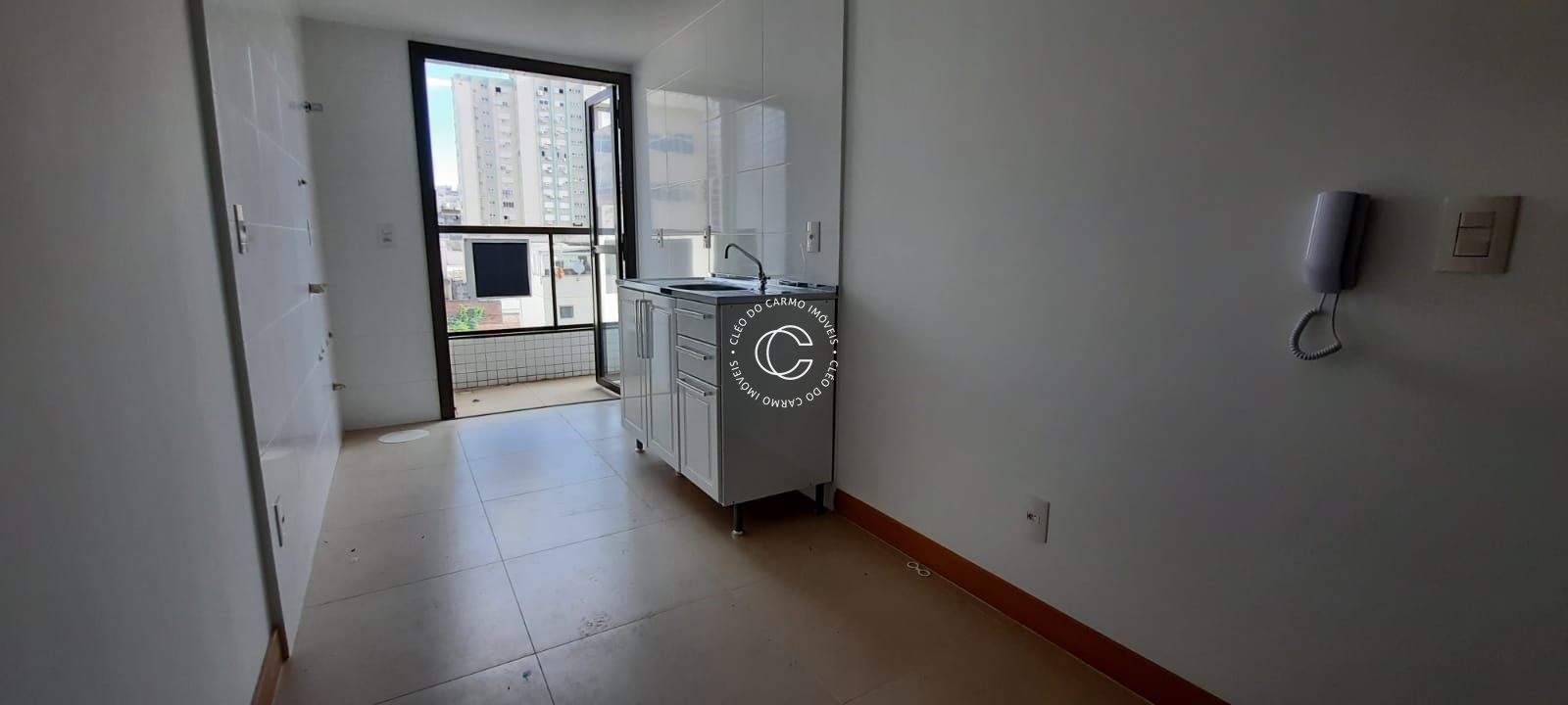 Apartamento à venda com 1 quarto, 38m² - Foto 2