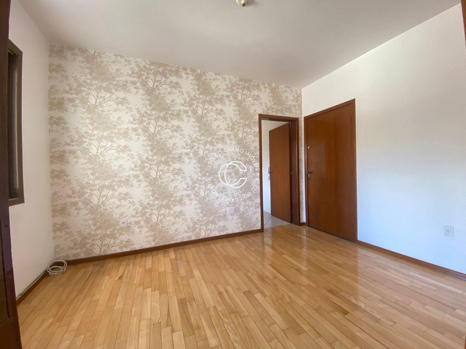 Apartamento à venda com 2 quartos, 65m² - Foto 3