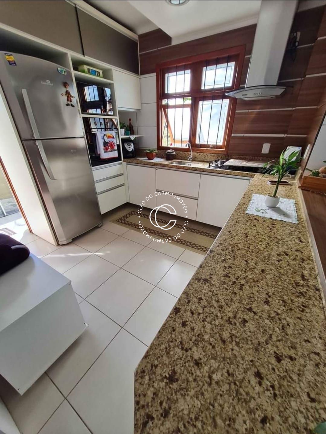 Casa, 3 quartos, 250 m² - Foto 4