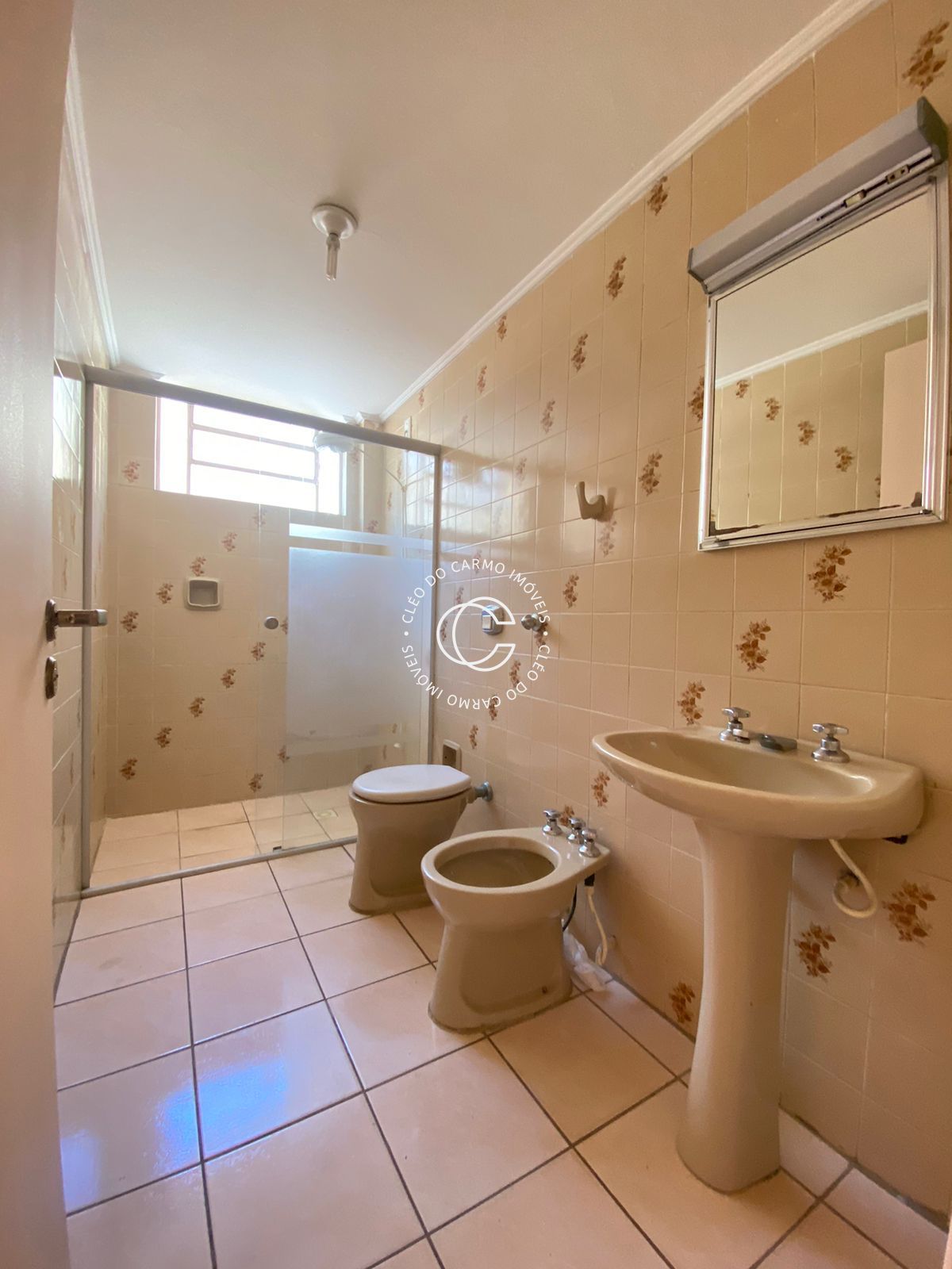 Apartamento à venda com 2 quartos, 96m² - Foto 5