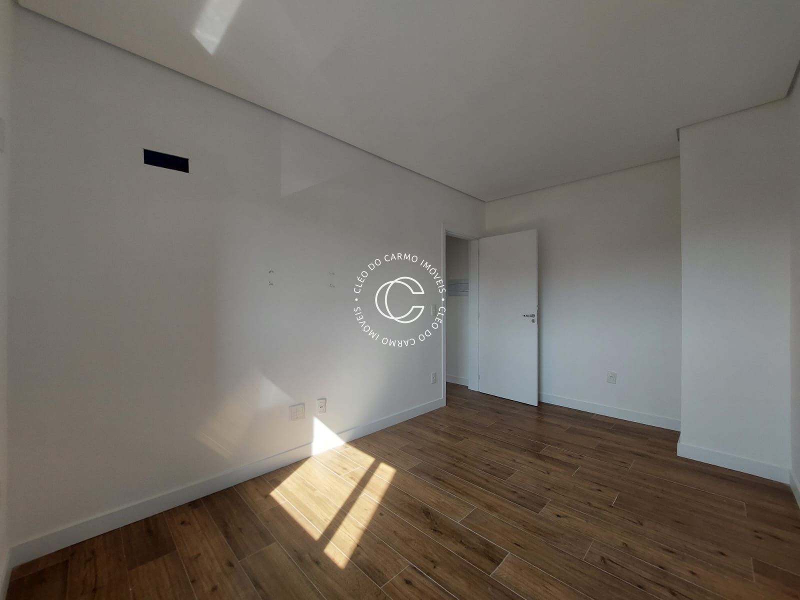 Apartamento à venda com 2 quartos, 76m² - Foto 6