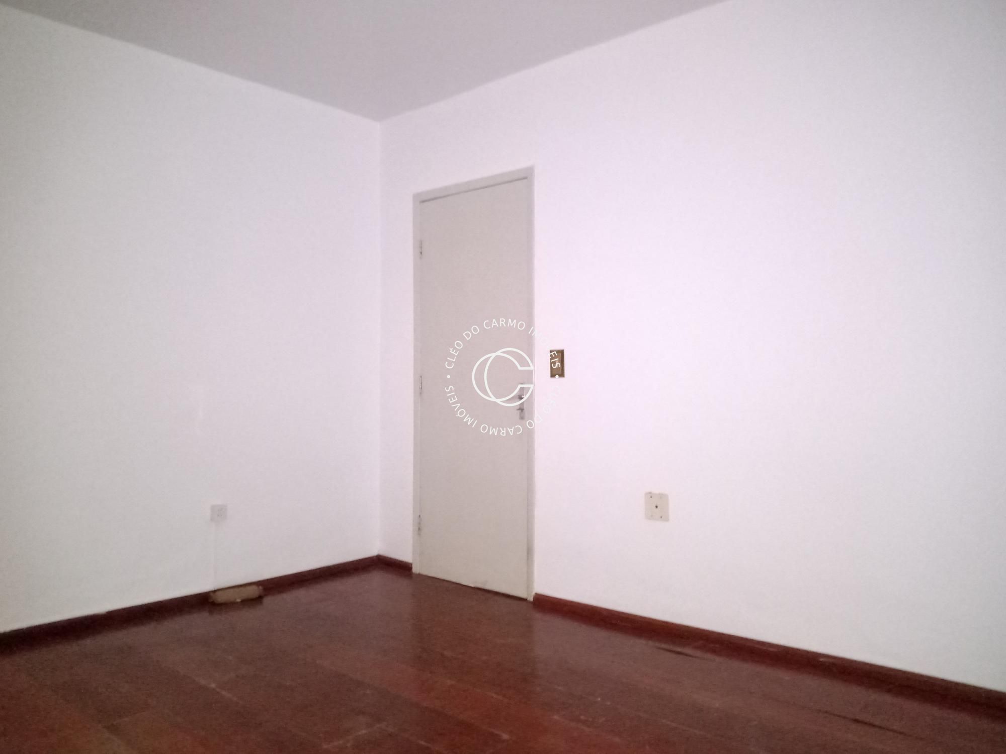 Apartamento à venda com 2 quartos, 74m² - Foto 3