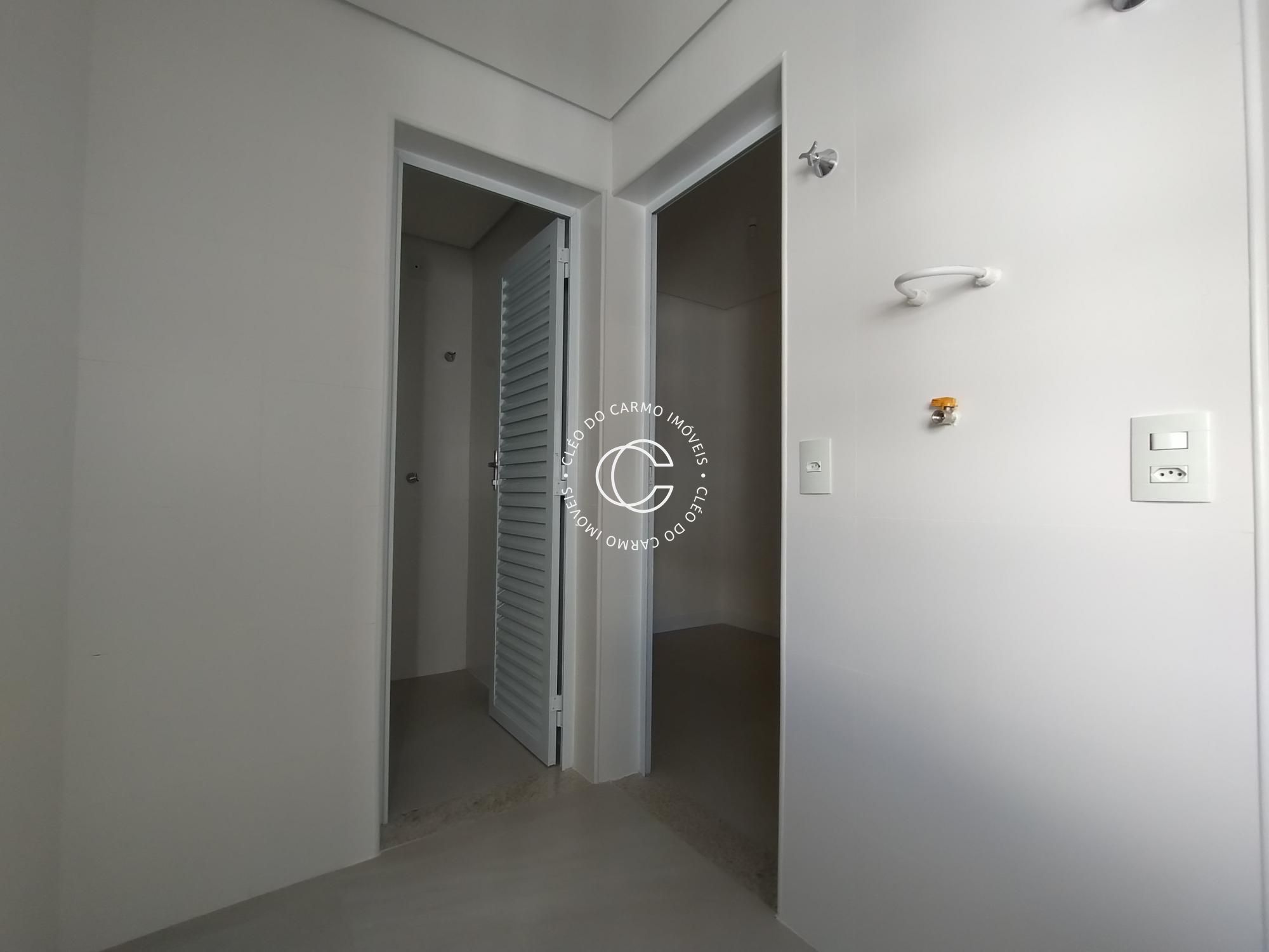 Apartamento à venda com 3 quartos, 131m² - Foto 13