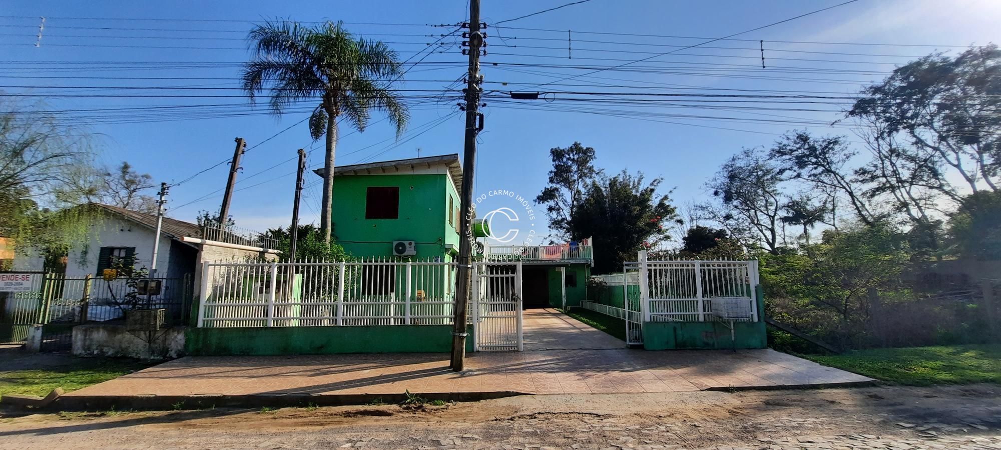 Sobrado à venda com 5 quartos, 123m² - Foto 1