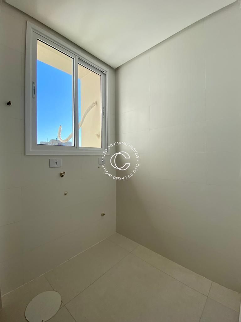 Apartamento à venda com 2 quartos, 66m² - Foto 10