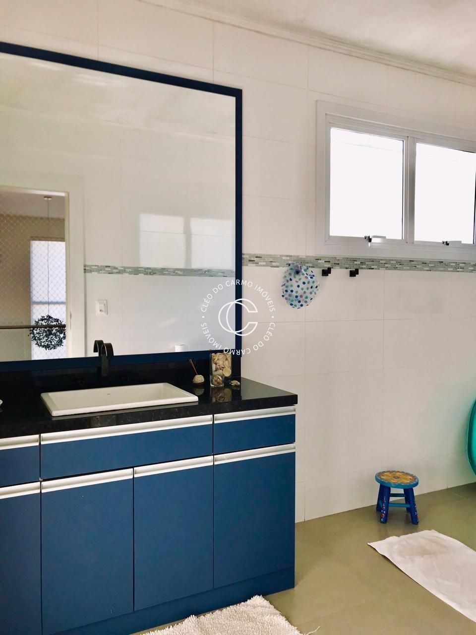 Casa à venda com 3 quartos, 220m² - Foto 11