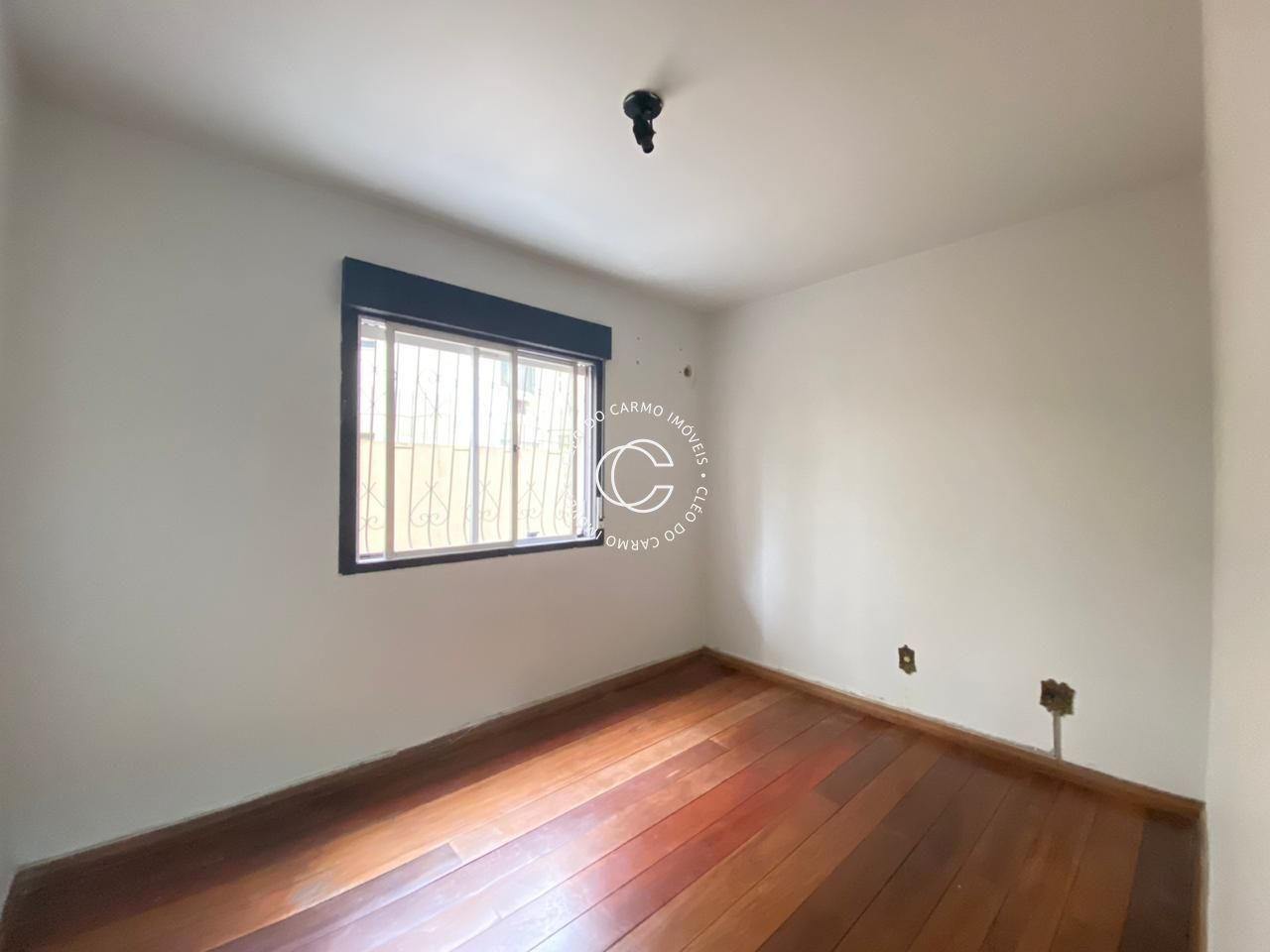 Apartamento à venda com 3 quartos, 138m² - Foto 5