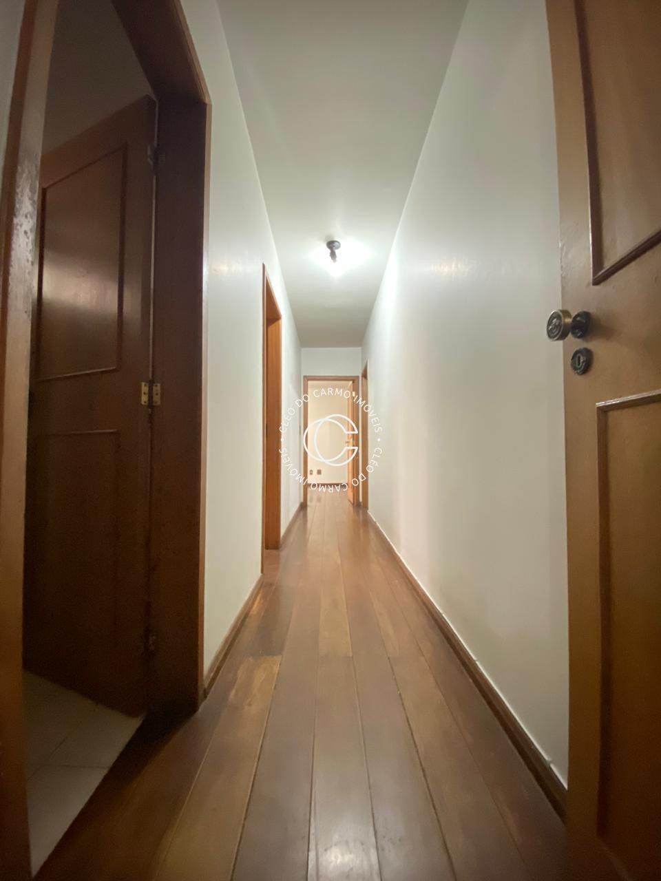 Apartamento à venda com 3 quartos, 138m² - Foto 4