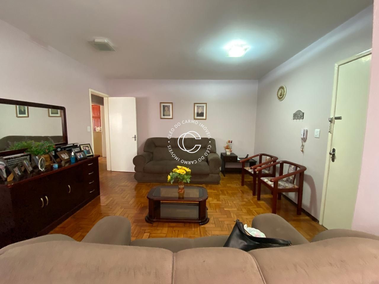 Apartamento à venda com 3 quartos, 116m² - Foto 2