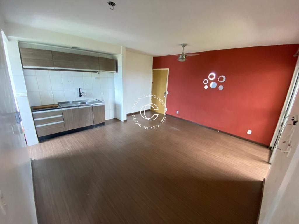 Apartamento à venda com 3 quartos, 64m² - Foto 2