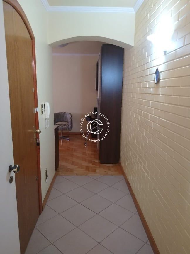 Apartamento à venda com 3 quartos, 122m² - Foto 9