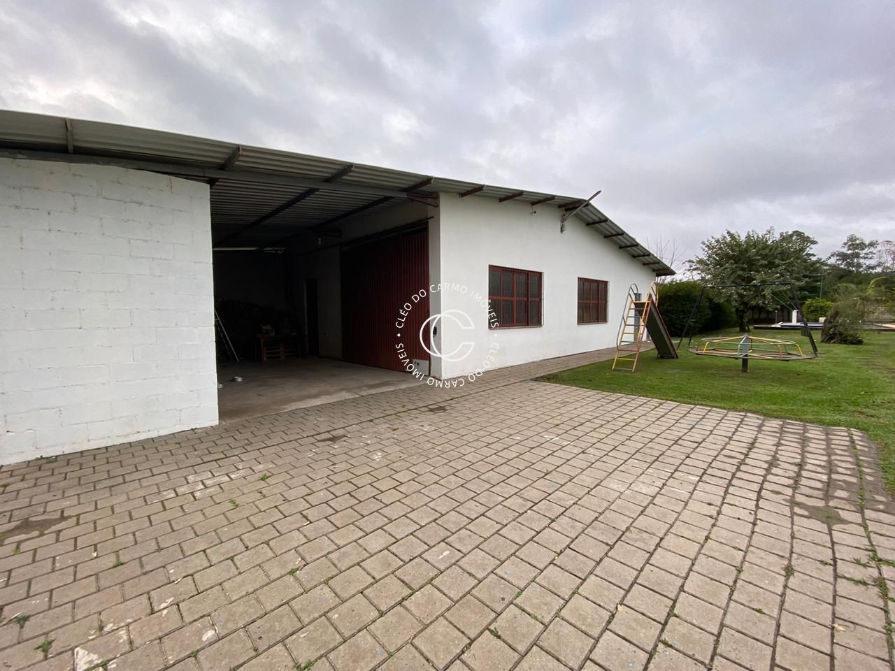 Casa à venda com 4 quartos, 300m² - Foto 20