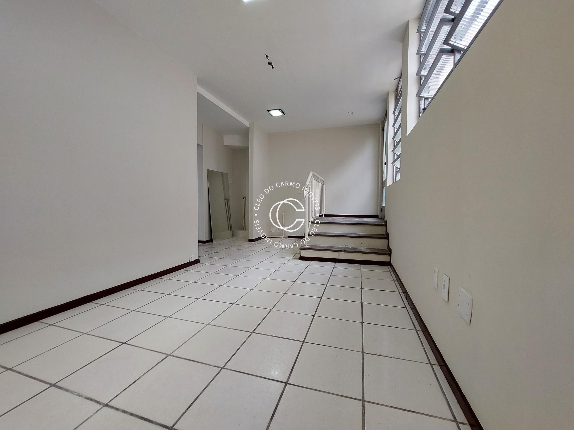 Apartamento à venda com 1 quarto, 40m² - Foto 2