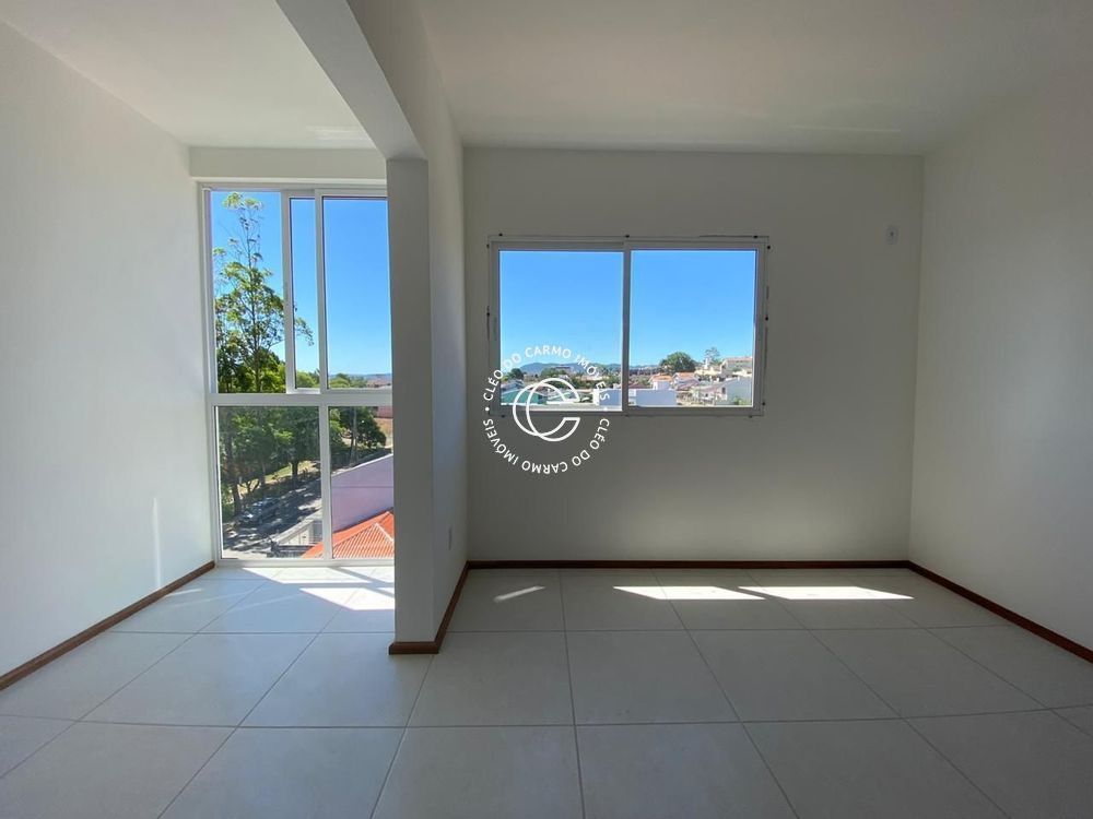 Apartamento à venda com 2 quartos, 81m² - Foto 3