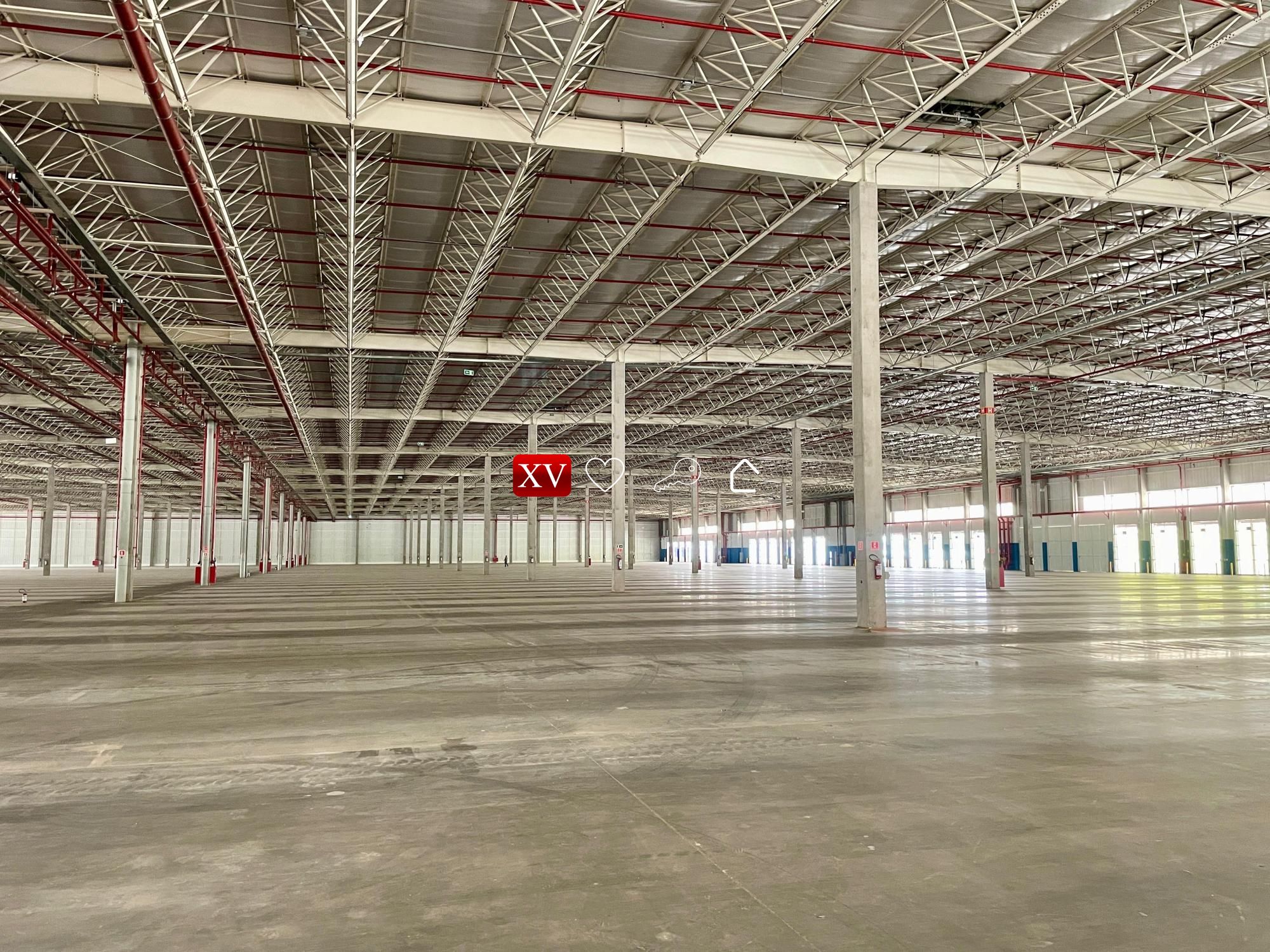 Galpão para Aluguel, 45.000 m², margem Rod. Regis Bittencourt- Embu das Artes/SP