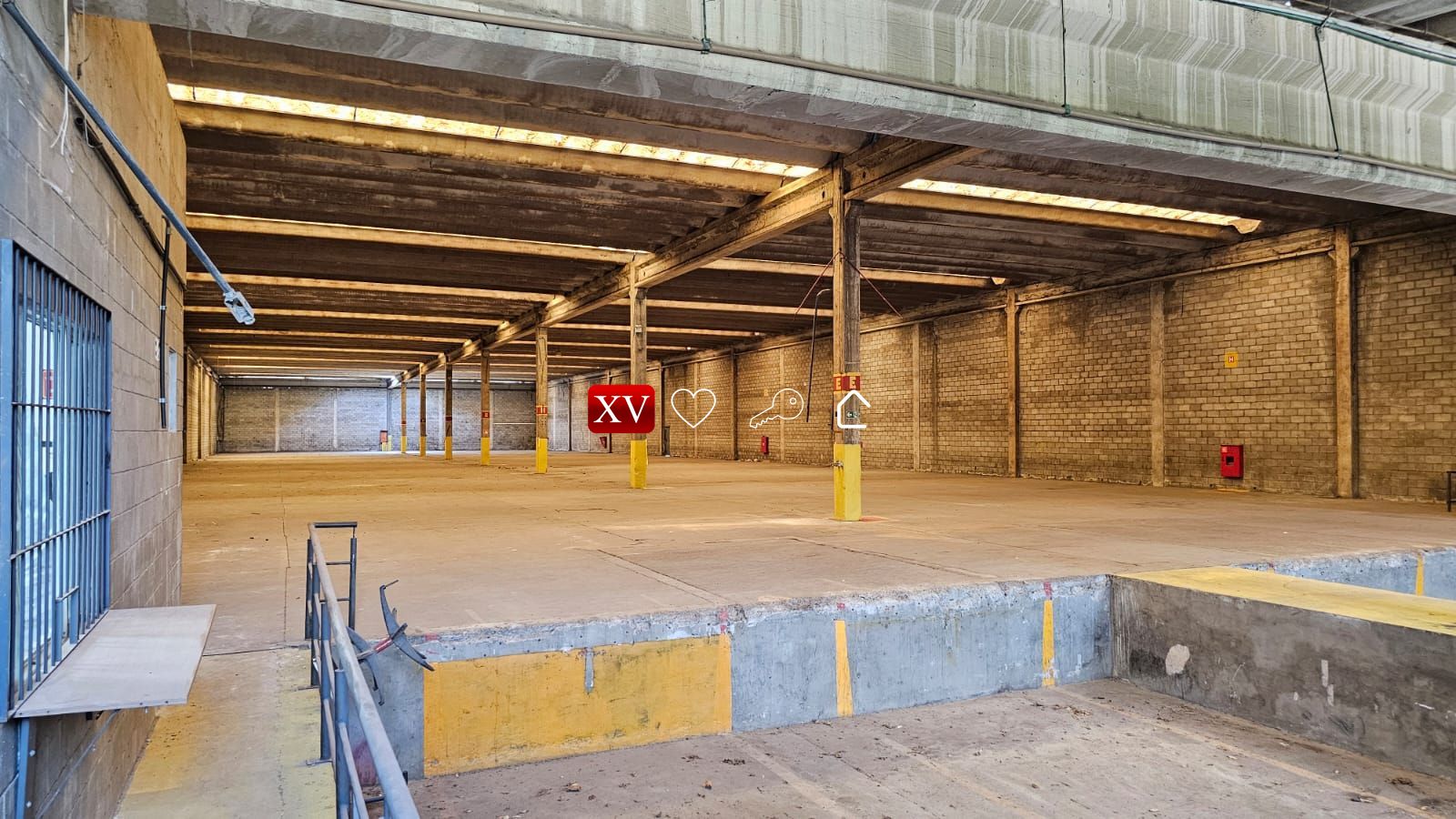 🏭 Galpão para Alugar em Embu/SP– 1.200 m², Pé Direito Alto, Docas e Pátio Amplo