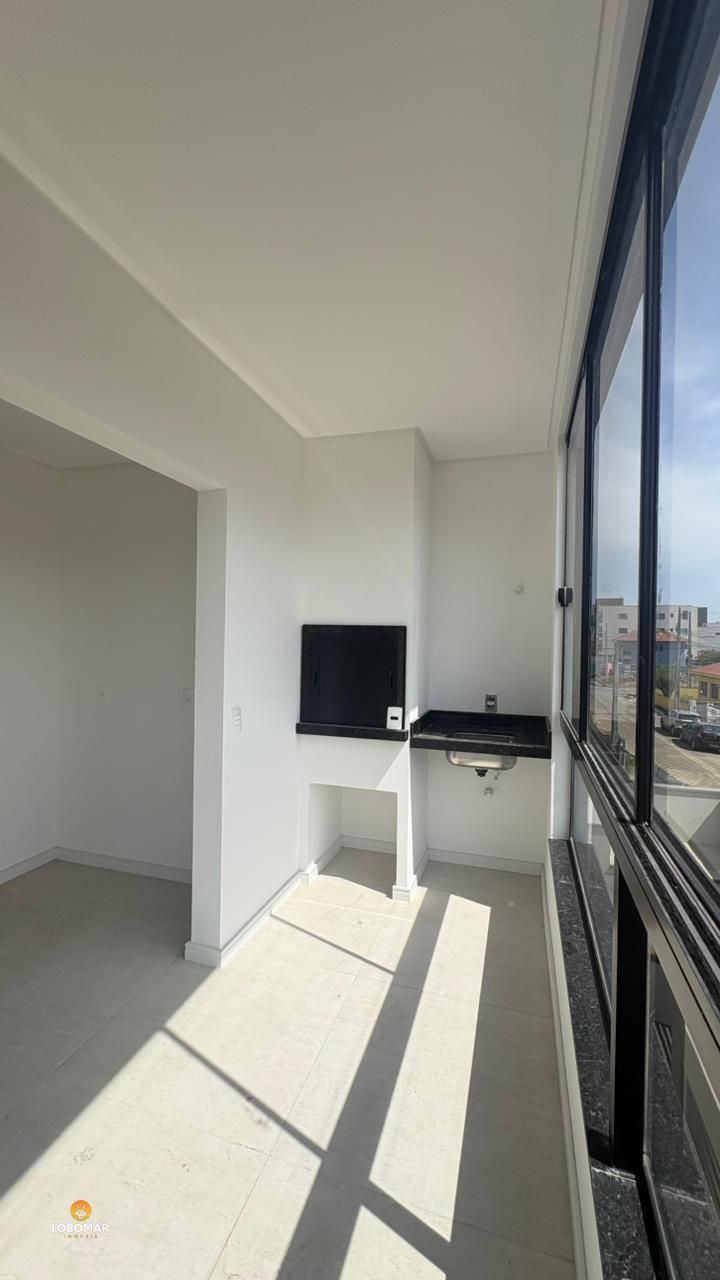 Apartamento à 350 metros da praia, 3 dormitórios e terraço - Itajuba - Barra Ve — foto 4